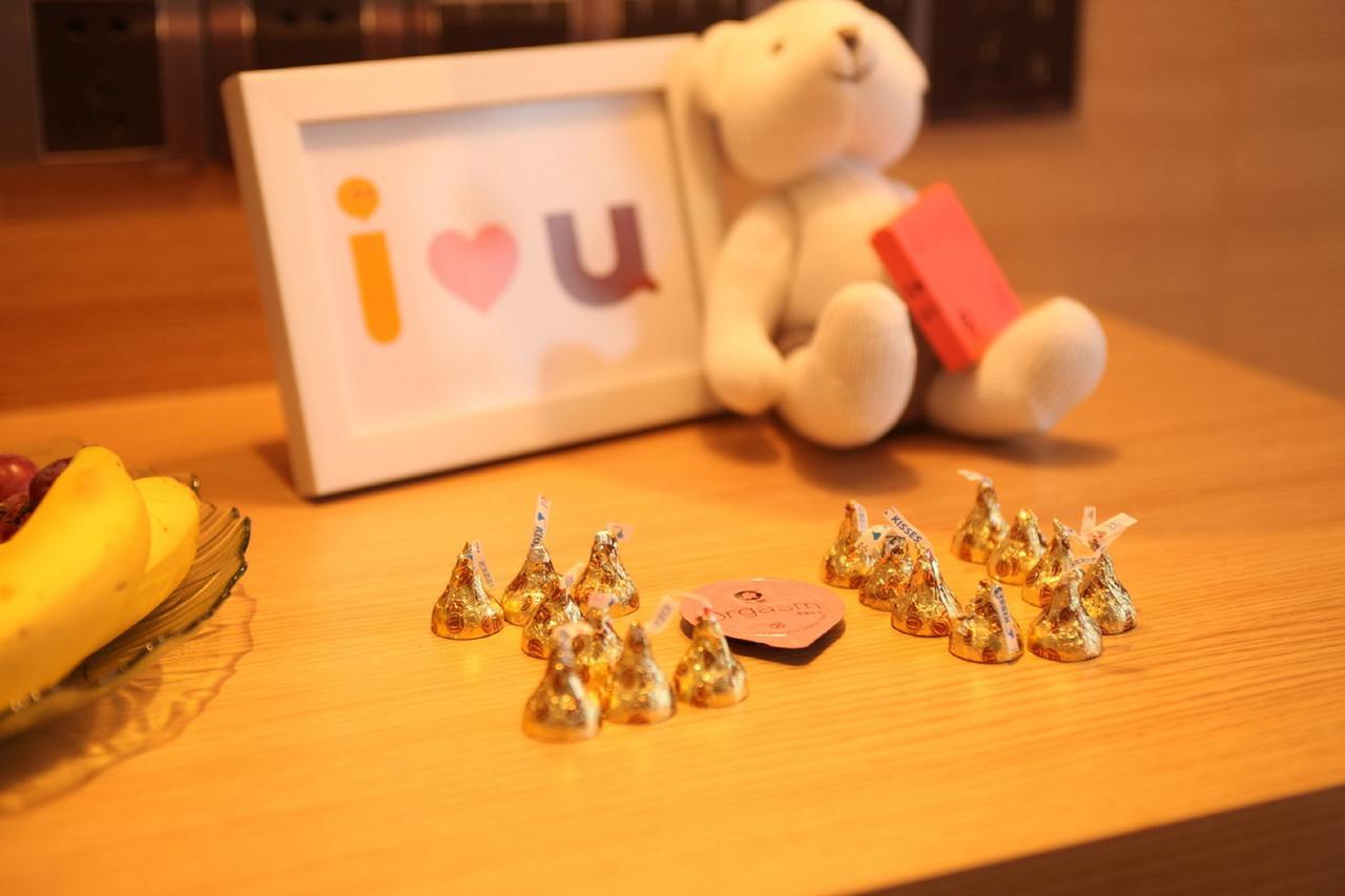 IU Hotel Ruoyang Yiyang Wenhua Road Bagian luar foto